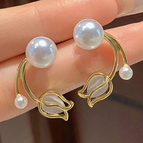 Luxe Gold Tone Tulip Faux Pearl Huggie Earrings - Picture 3 of 4